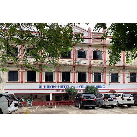 Hotel Al Hakim Syariah Redpartner Bekasi Exterior foto